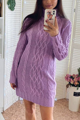 Rollkragen-Strickkleid mit Zopfmuster